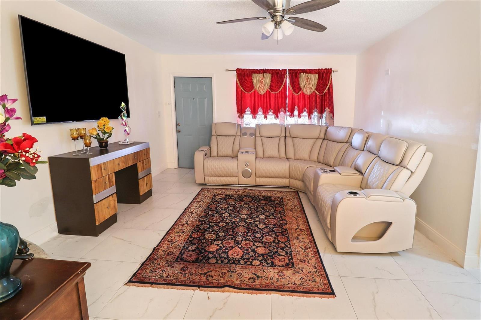 6715 NW 12th Street, Margate FL 33063 photo 2