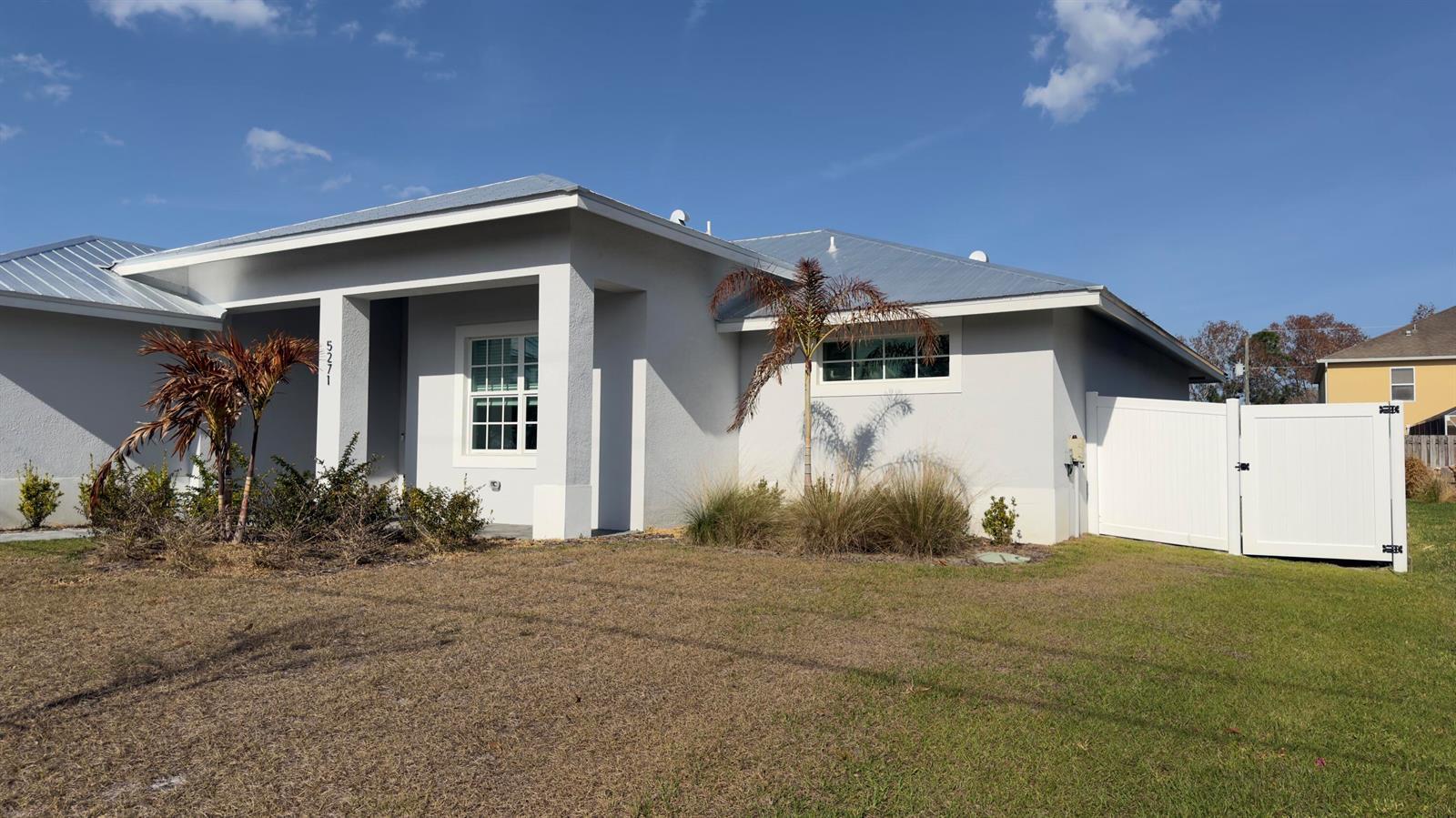 5271 NW Mayfield Lane, Port St. Lucie FL 34983 photo 3
