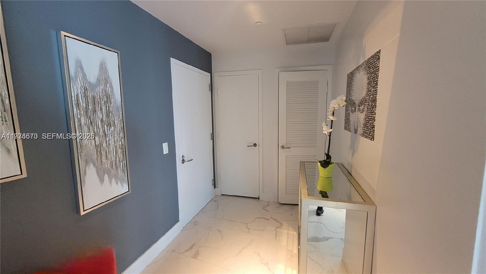 1100 S Miami Ave # 4201, Miami FL 33130 photo 2