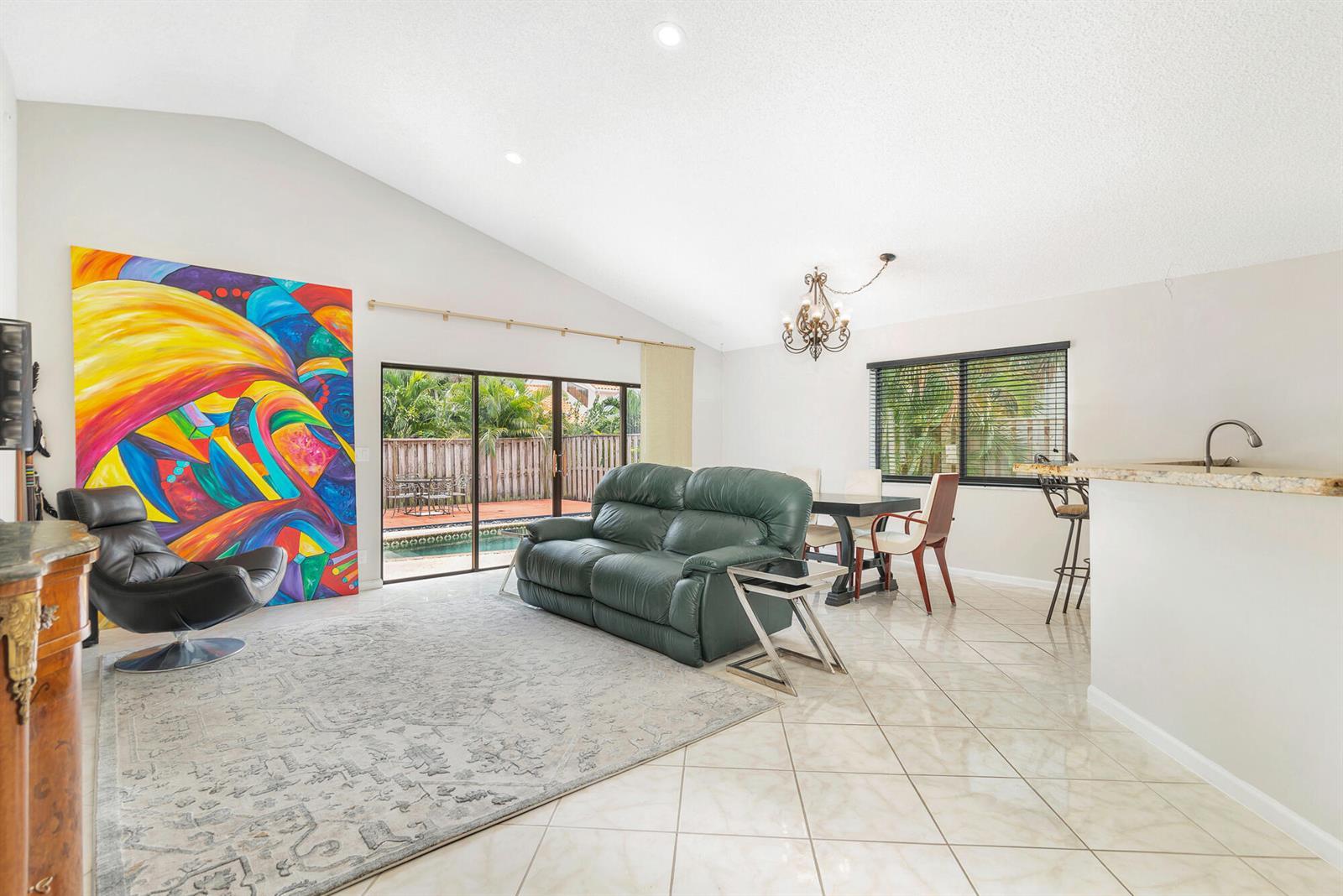 2690 Mikasa Drive, Palm Beach Gardens FL 33410 photo 4