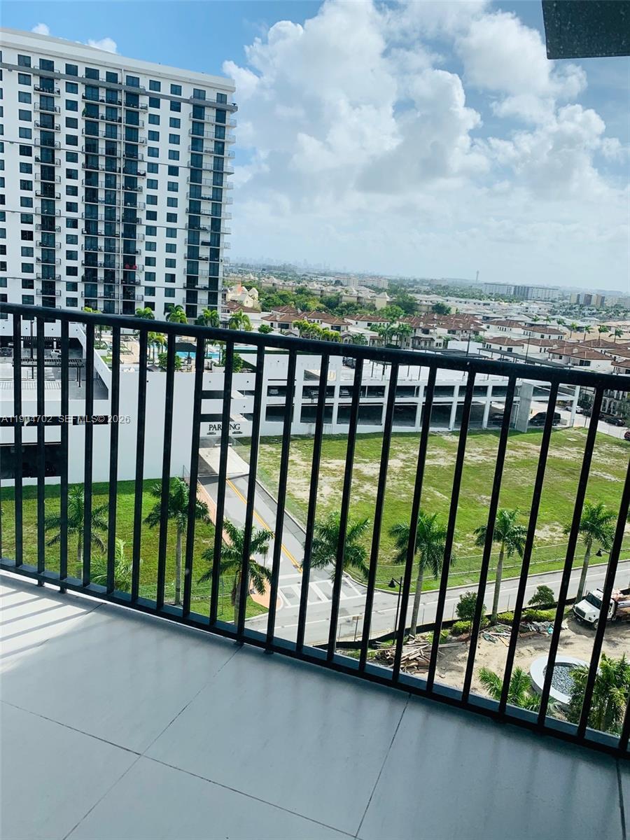 5252 NW 85Th Ave # 807, Doral FL 33166