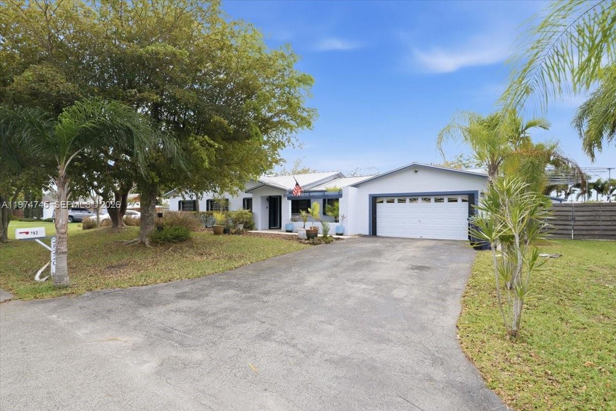 28220 SW 161st Ave, Homestead FL 33033