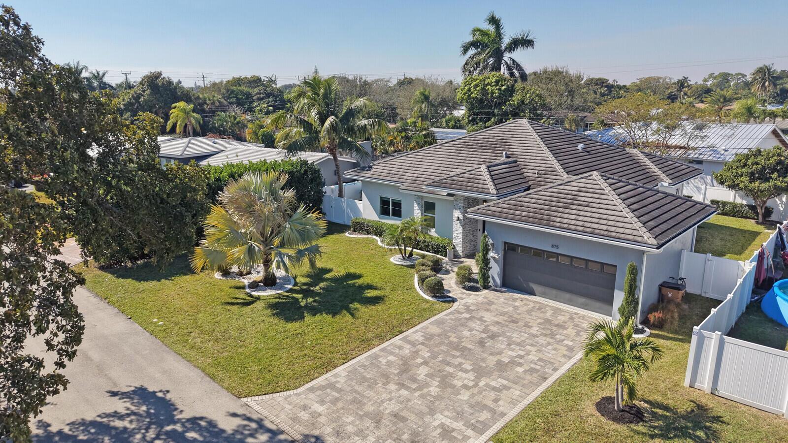 875 SE 13th Avenue, Deerfield Beach FL 33441 photo 3