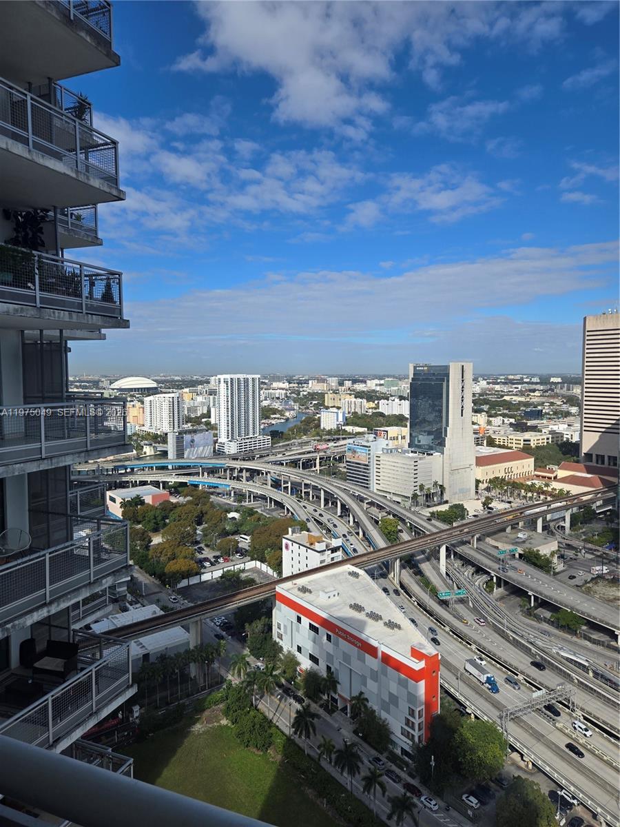 350 S Miami Ave # 3507, Miami FL 33130 photo 2