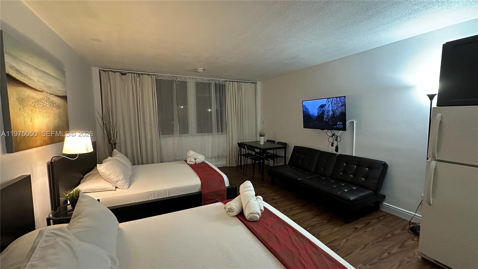 19201 Collins Ave # 1029, Sunny Isles Beach FL 33160 photo 3