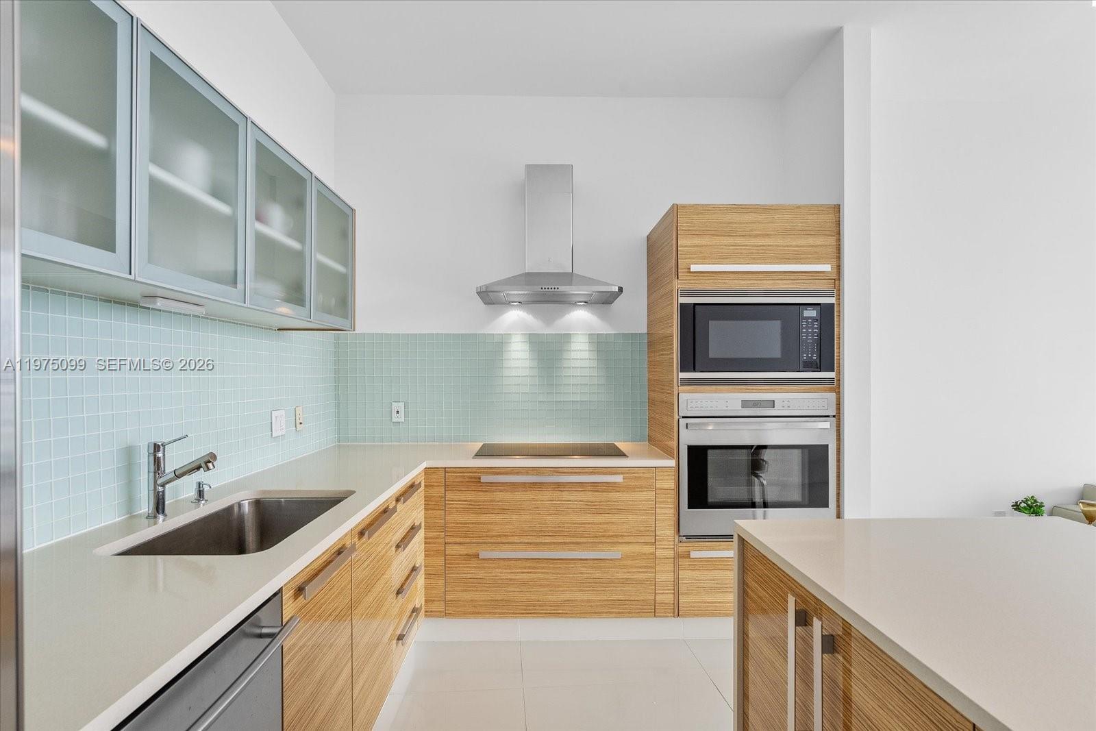 2020 N Bayshore Dr # 605, Miami FL 33137 photo 3