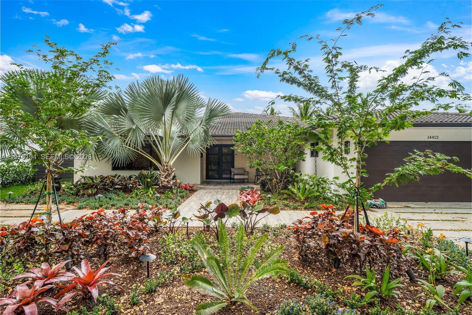 14412 Rosewood Rd, Miami Lakes FL 33014 photo 3