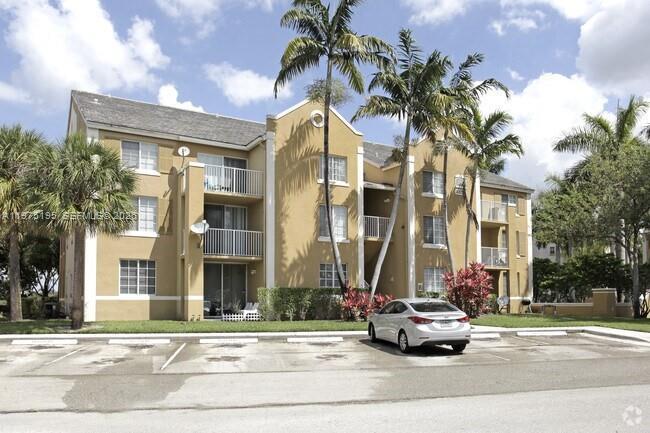 11145 SW 6th St # 302, Pembroke Pines FL 33025 photo 2
