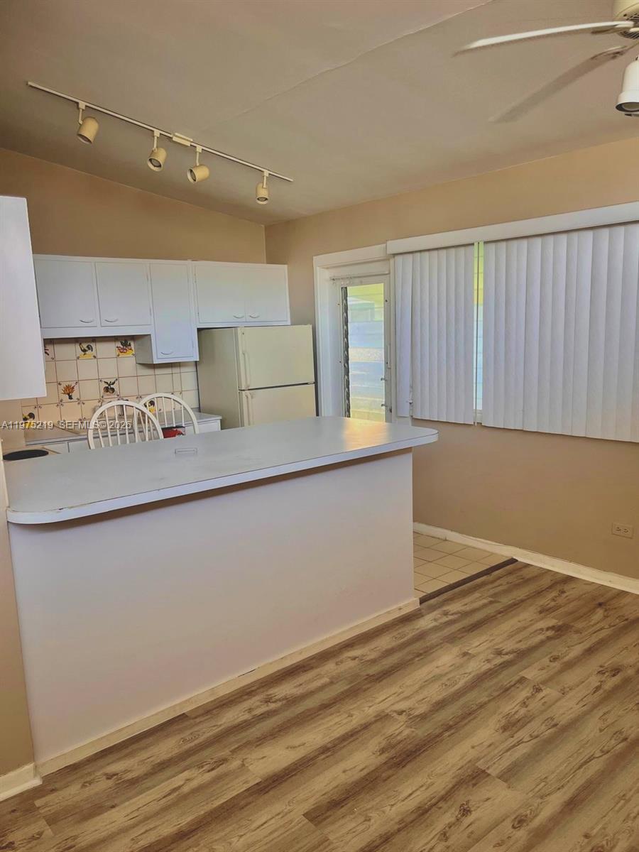 Bay Harbor Islands, FL 33154 photo 4