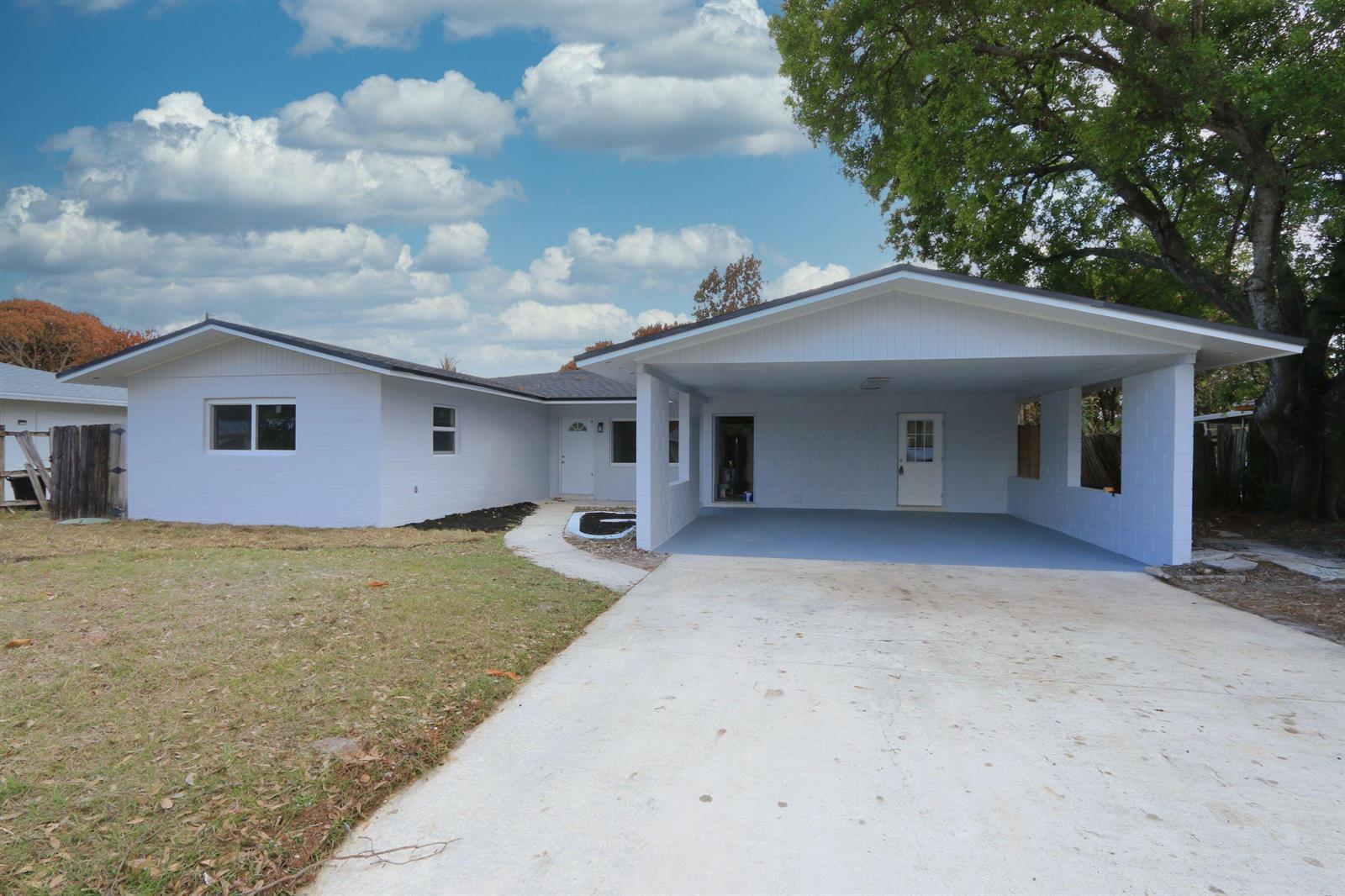 2405 Melon Court, Fort Pierce FL 34982