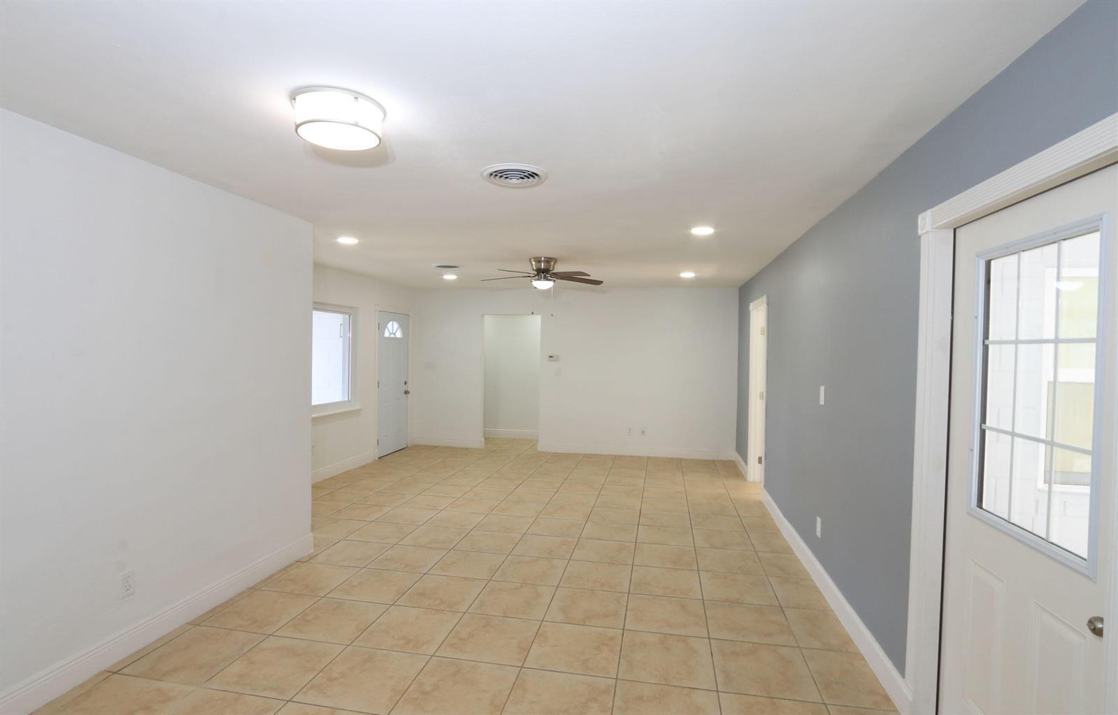 2405 Melon Court, Fort Pierce FL 34982 photo 4