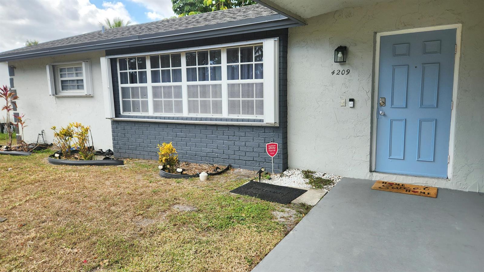 4209 Waverly Drive, West Palm Beach FL 33407 photo 2