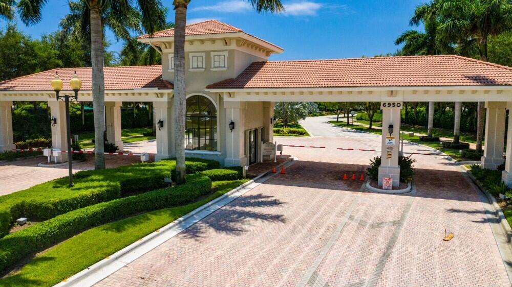 6880 Antinori Lane, Boynton Beach FL 33437 photo 3