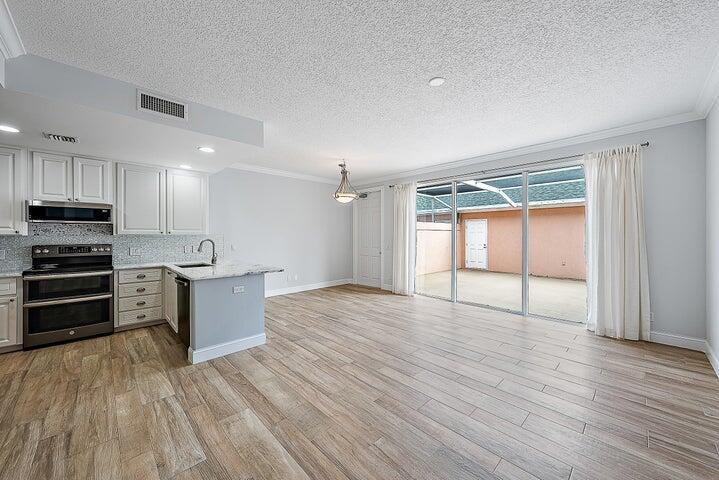 145 Waterford Drive, Jupiter FL 33458 photo 5