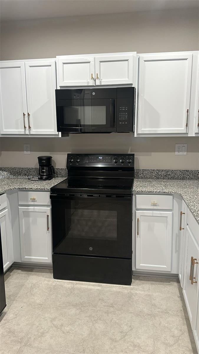 1070 NW 6th Ter, Florida City FL 33034 photo 2