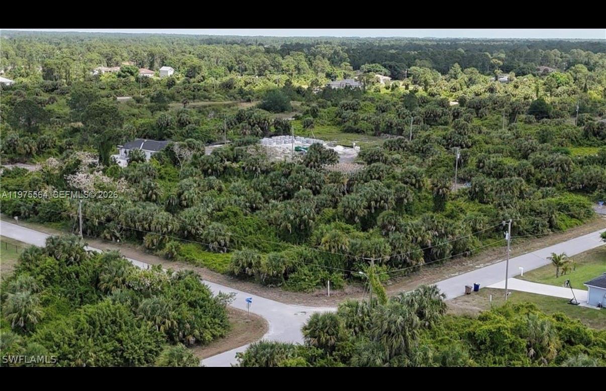 327 LANCELOT AVE, Lehigh Acres FL 33974 photo 4