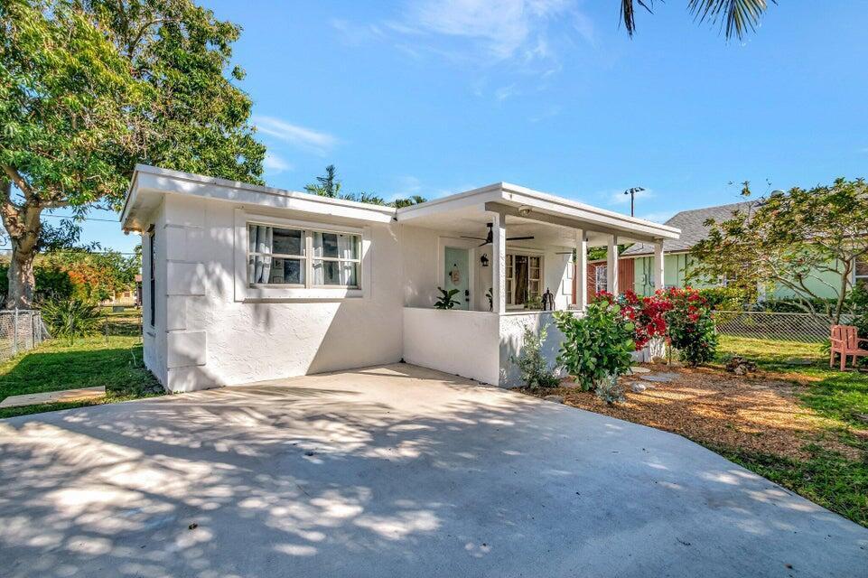 237 SW 3rd Avenue, Delray Beach FL 33444 photo 4