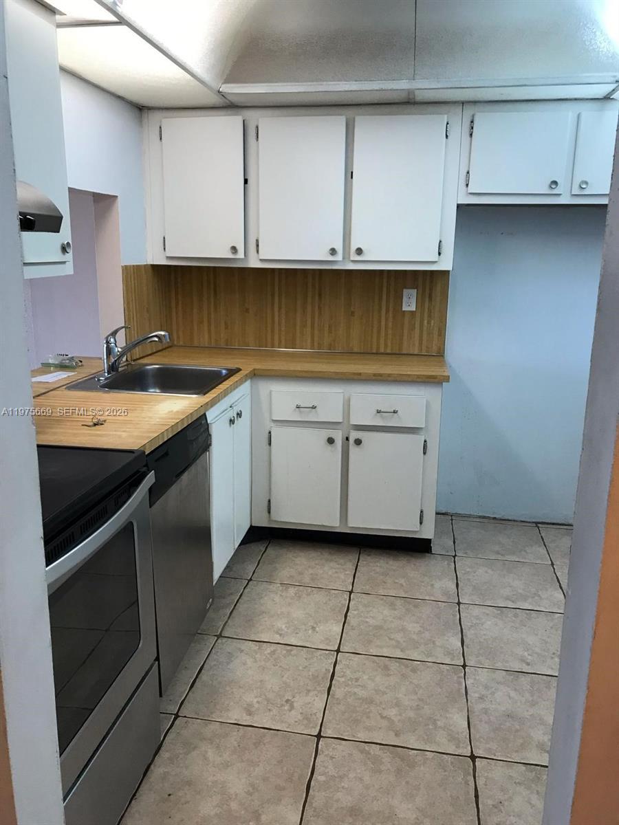 16751 NE 9th Ave # 602, North Miami Beach FL 33162 photo 2