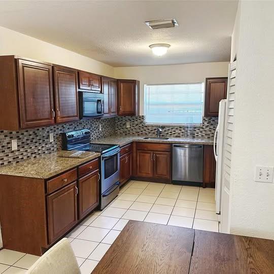834 NW 3rd Avenue # 2, Fort Lauderdale FL 33311