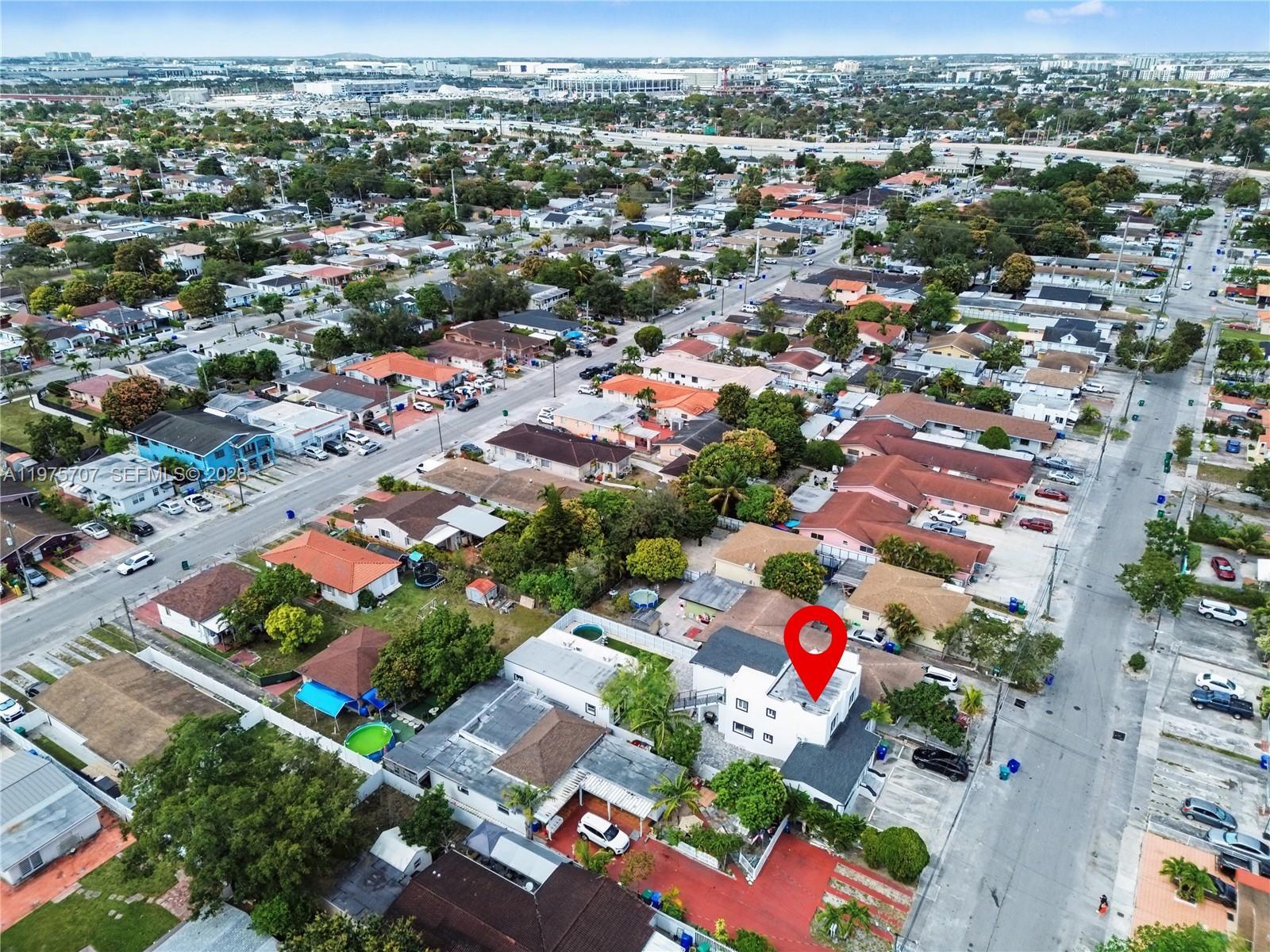 836 NW 33rd Ave, Miami FL 33125 photo 5