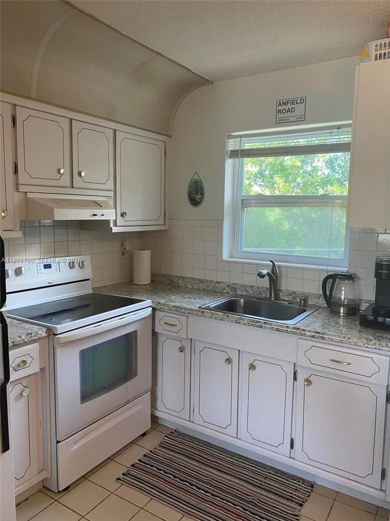 1301 N 12th Ct # 2A, Hollywood FL 33019 photo 5