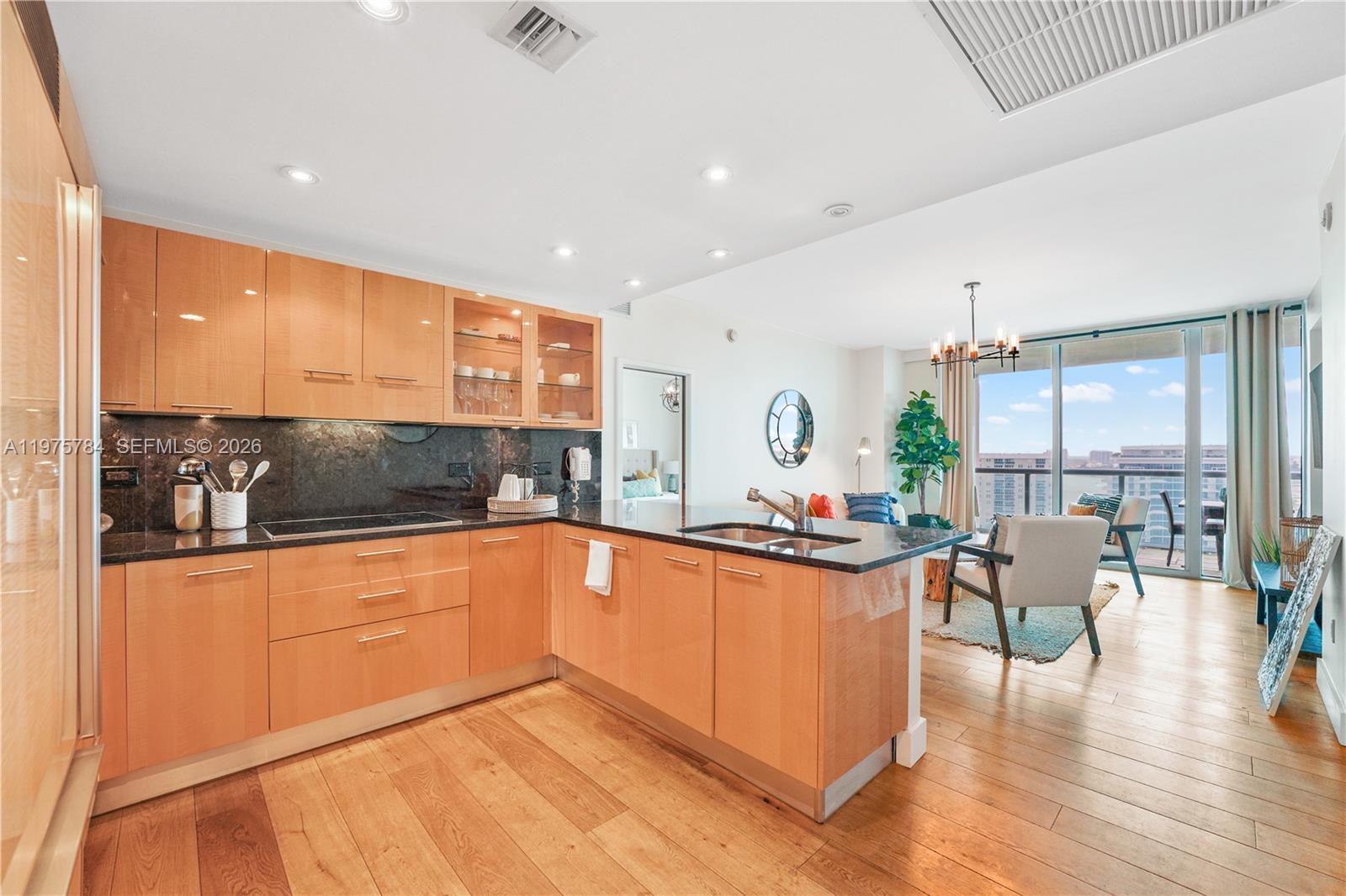 6799 Collins Ave # 1506, Miami Beach FL 33141 photo 5