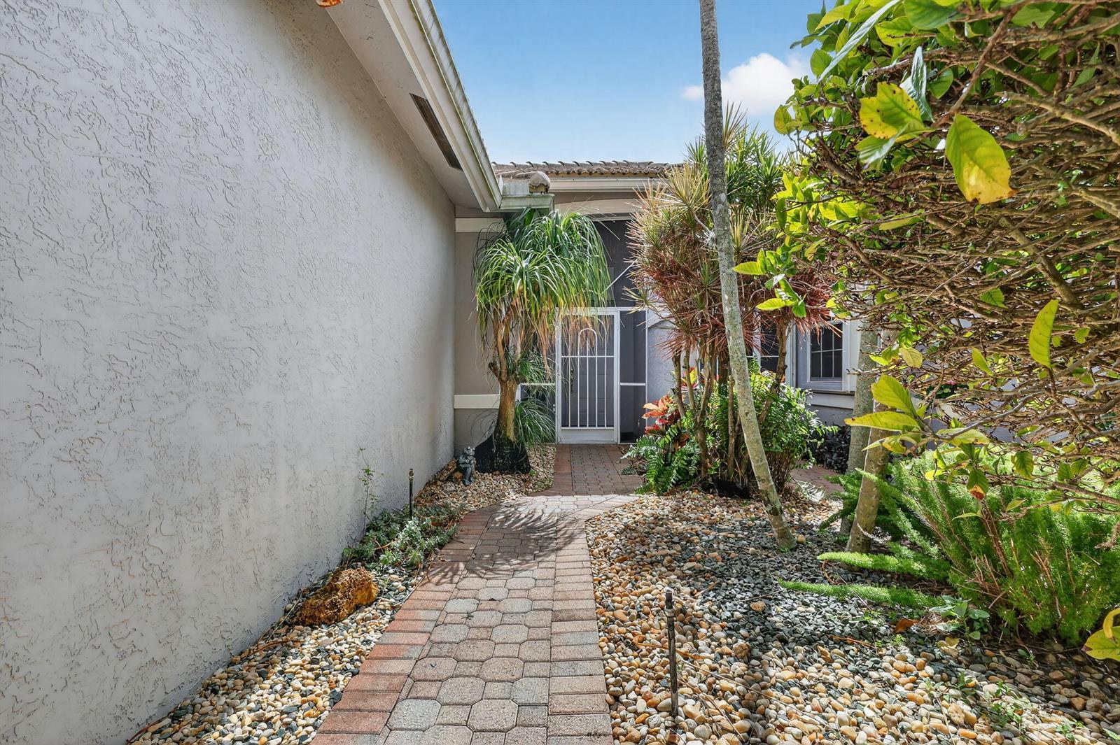 9848 Crescent View Drive S, Boynton Beach FL 33437 photo 4