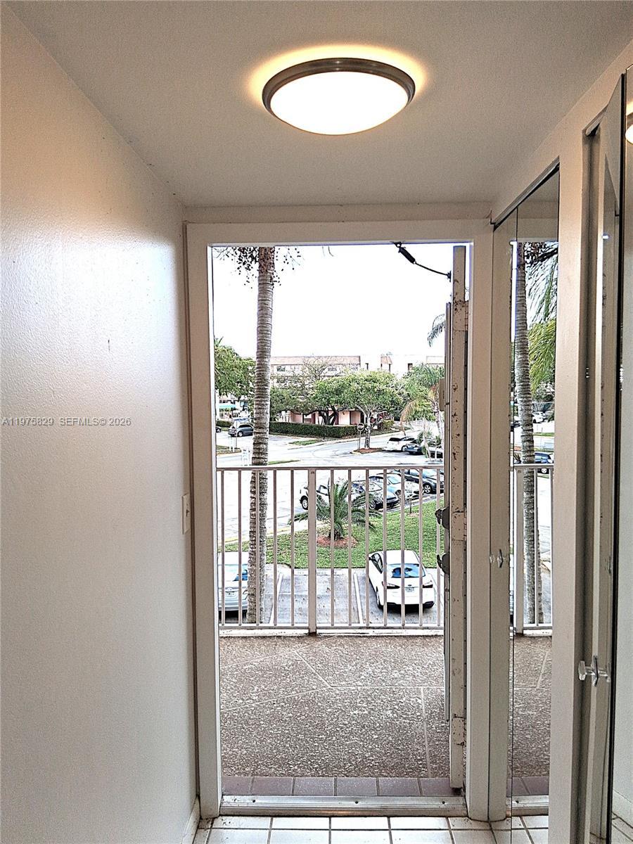 2635 NW 104th Ave # 310, Sunrise FL 33322 photo 2