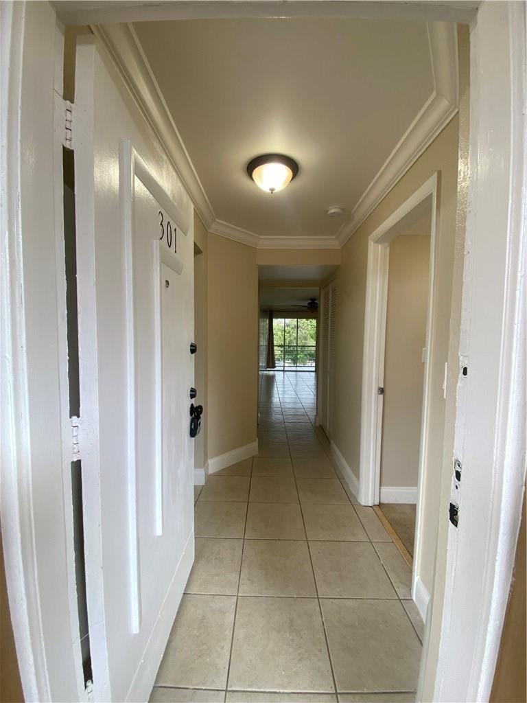 4235 N University Drive # 301, Sunrise FL 33351 photo 2