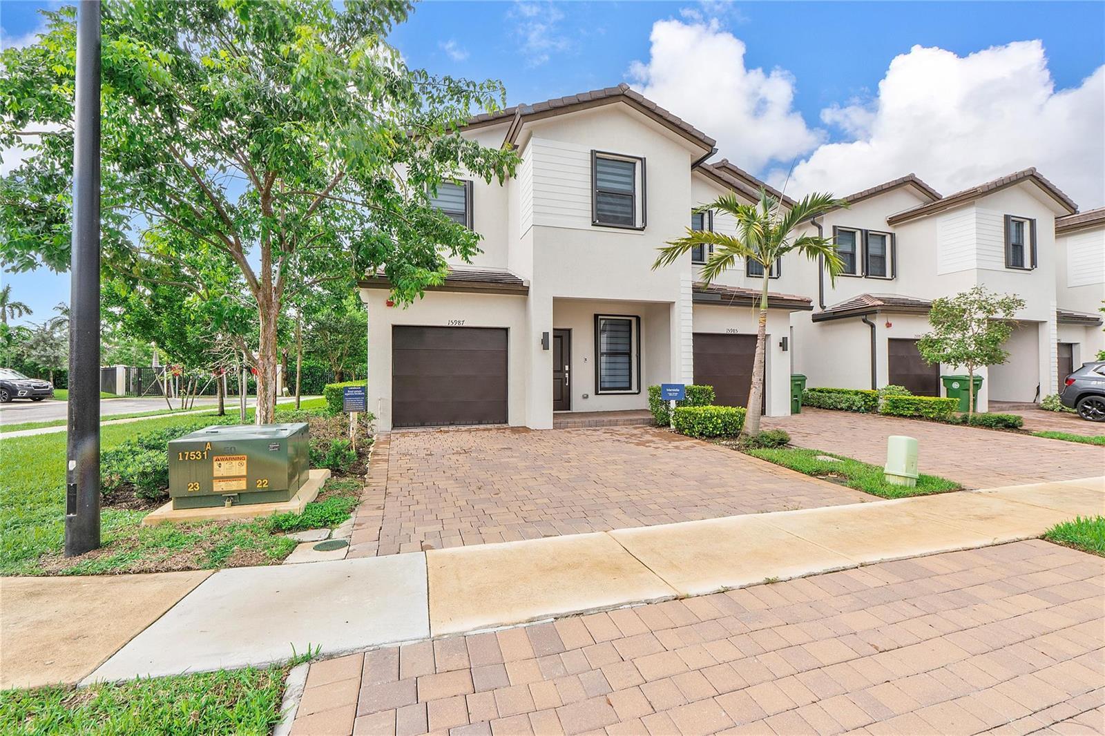 15987 SW 2nd Place # 1, Pembroke Pines FL 33027 photo 3