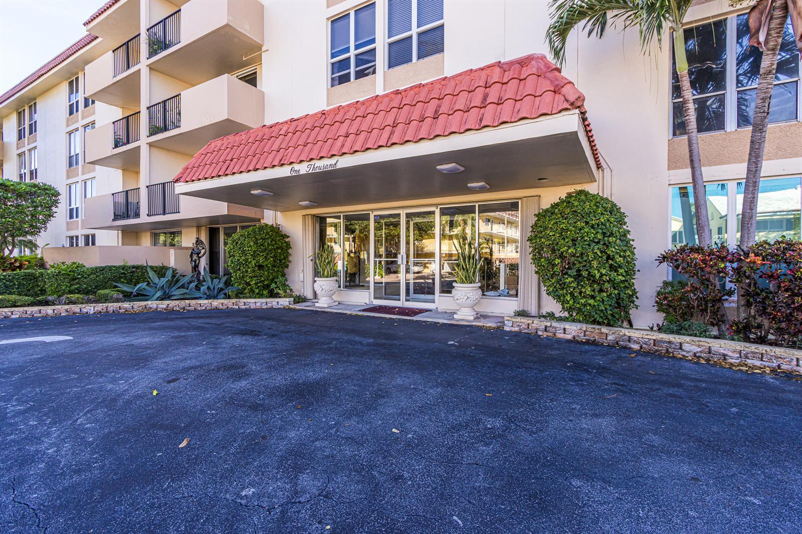 1000 Spanish River Road # 4g, Boca Raton FL 33432 photo 3
