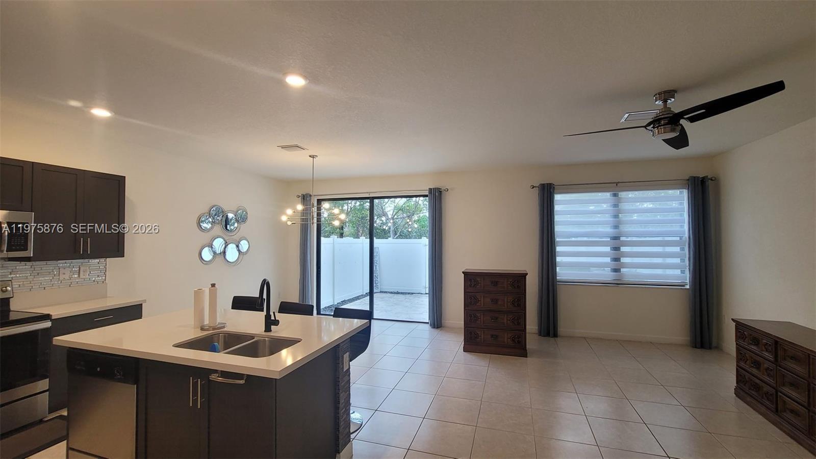 10219 W 32nd Ln, Hialeah FL 33018 photo 3