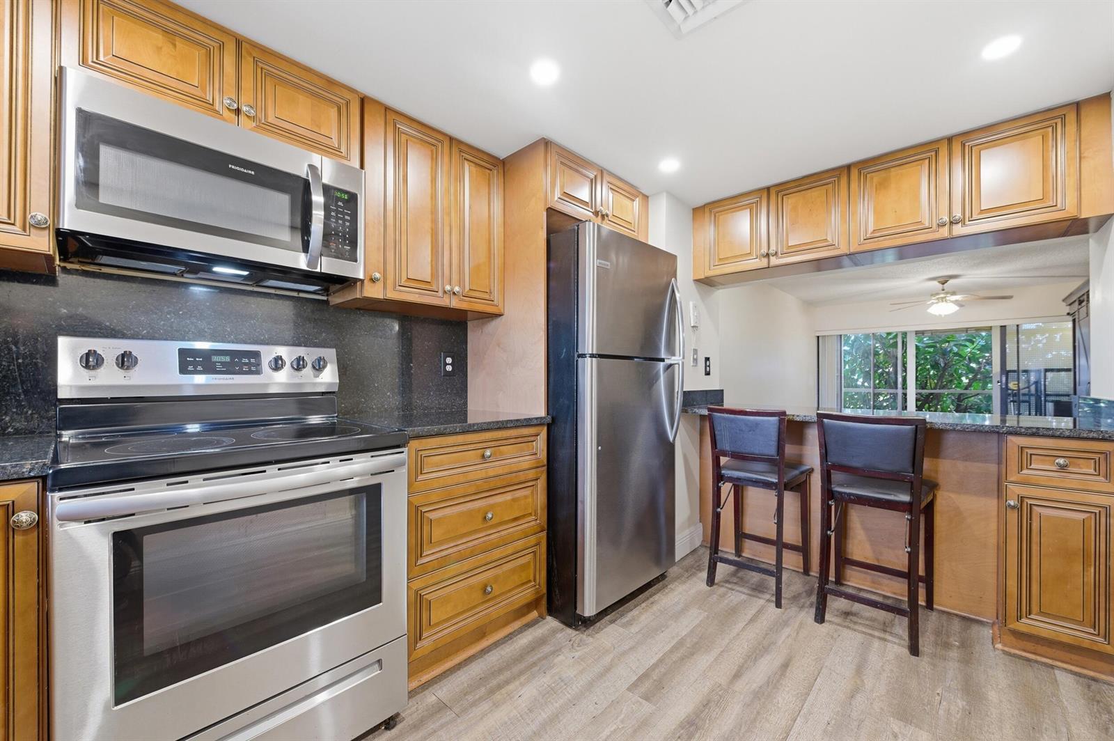 1981 W Woolbright Road # E101, Boynton Beach FL 33426 photo 2