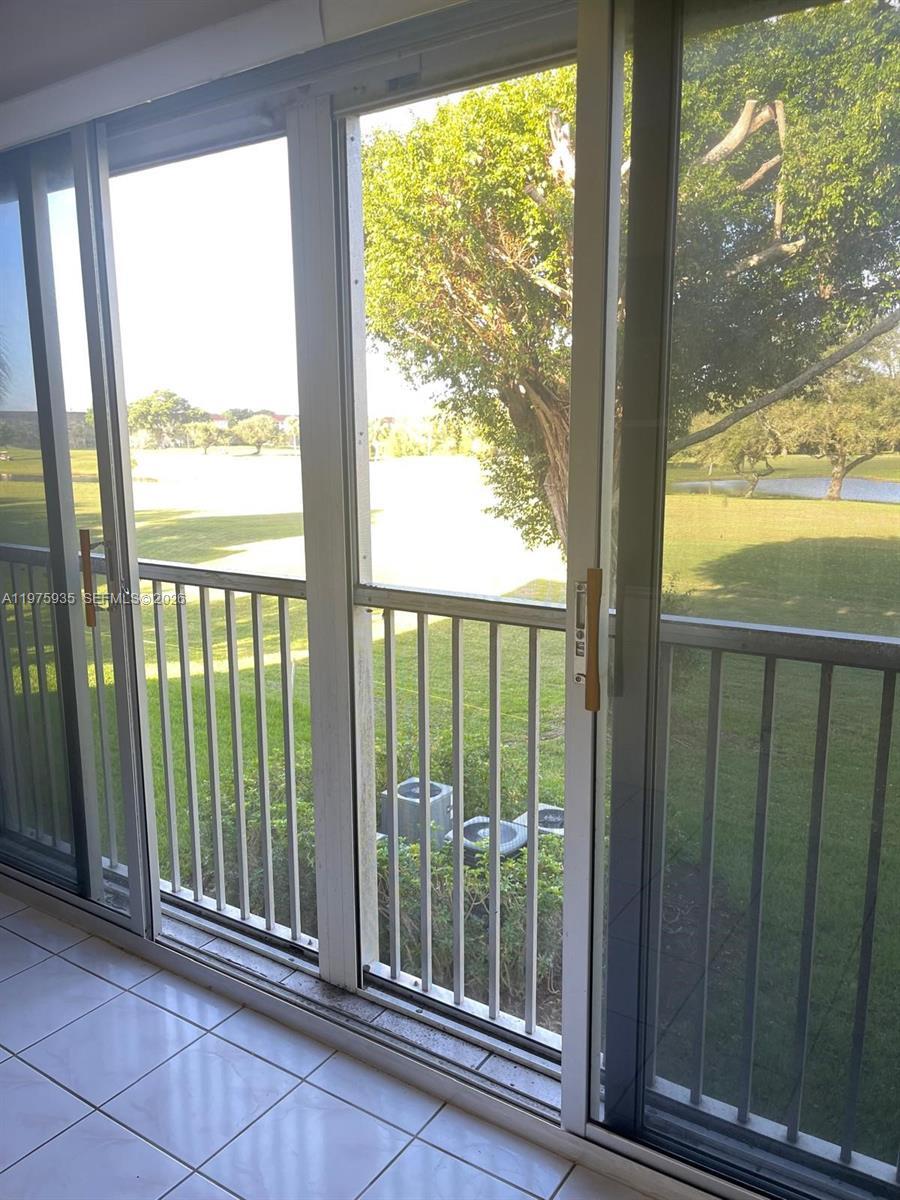 1110 SW 125th Ave # 202M, Pembroke Pines FL 33027