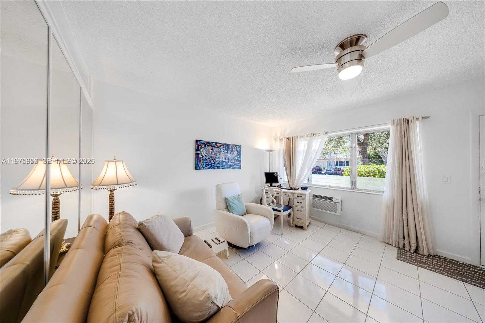 1015 SW 11th Ave # 5K, Hallandale Beach FL 33009 photo 5
