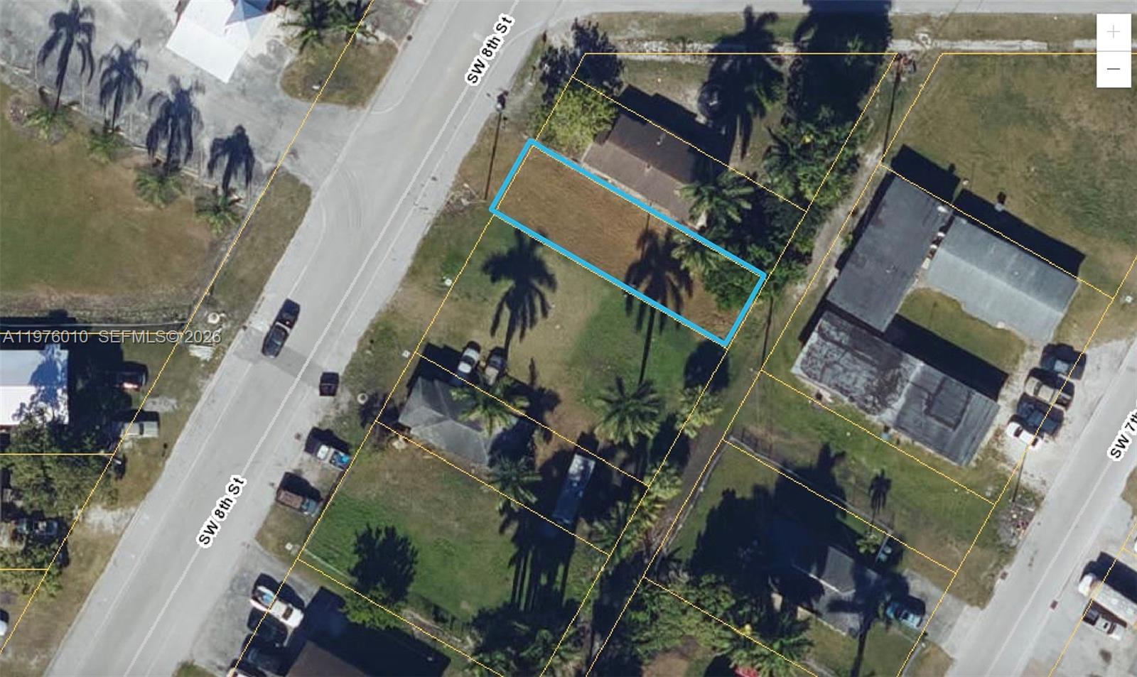 609 SW 8th St, Belle Glade FL 33430 photo 4