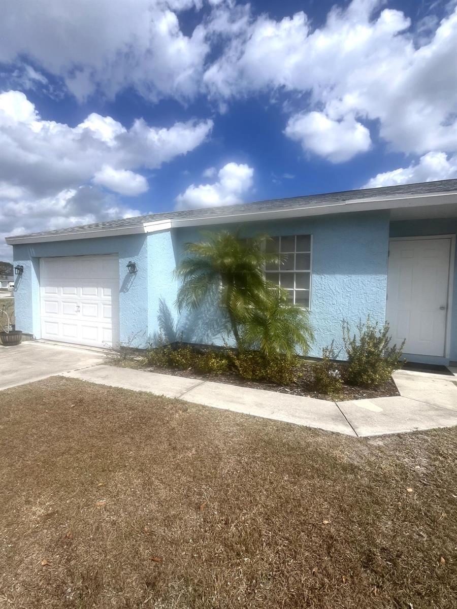 2397 SE West Blackwell Drive, Port St. Lucie FL 34952 photo 3