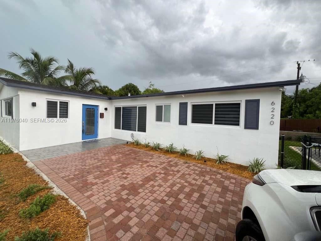 6220 NW 19th St, Sunrise FL 33313 photo 3