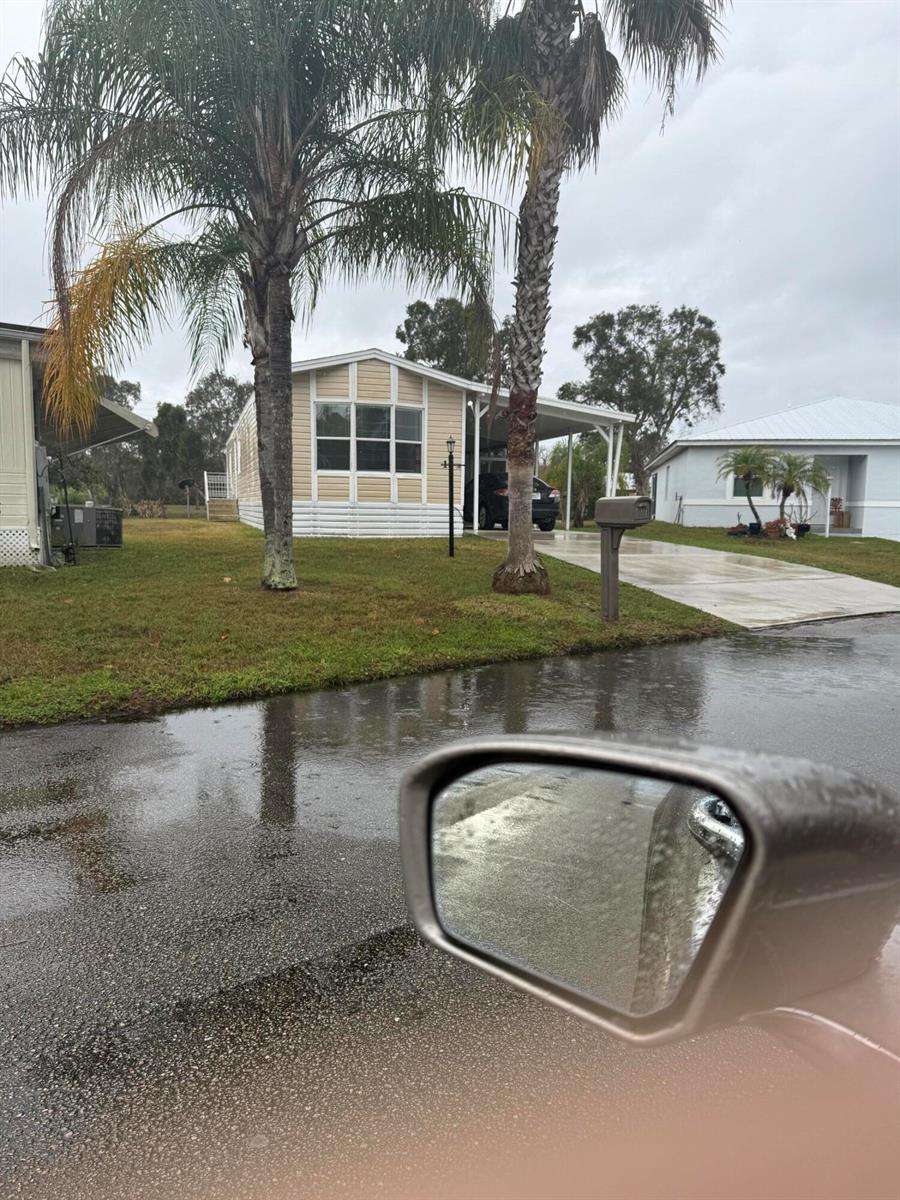 1 SE Gorda Way, Port St. Lucie FL 34952 photo 2
