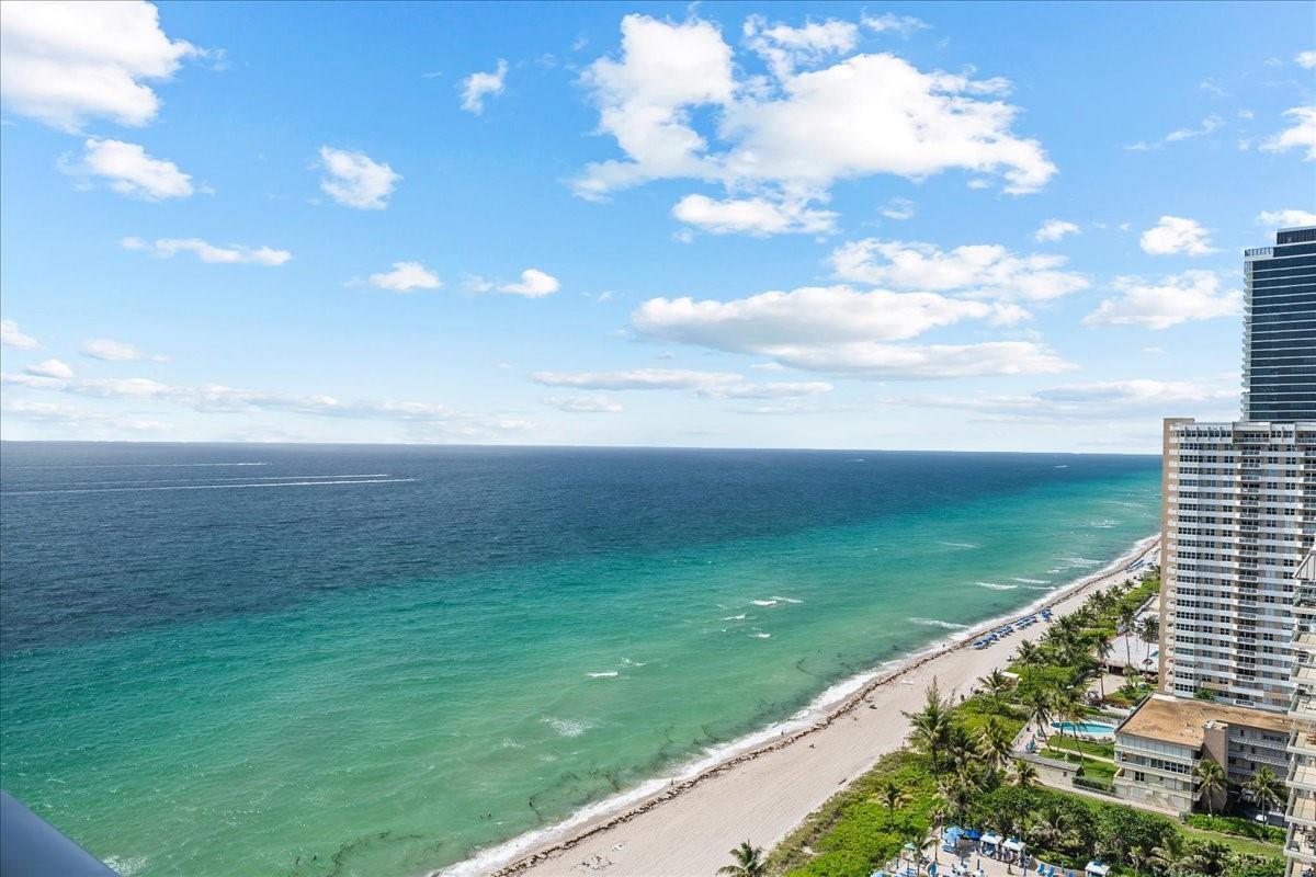 1890 S Ocean Drive, Hallandale Beach FL 33009