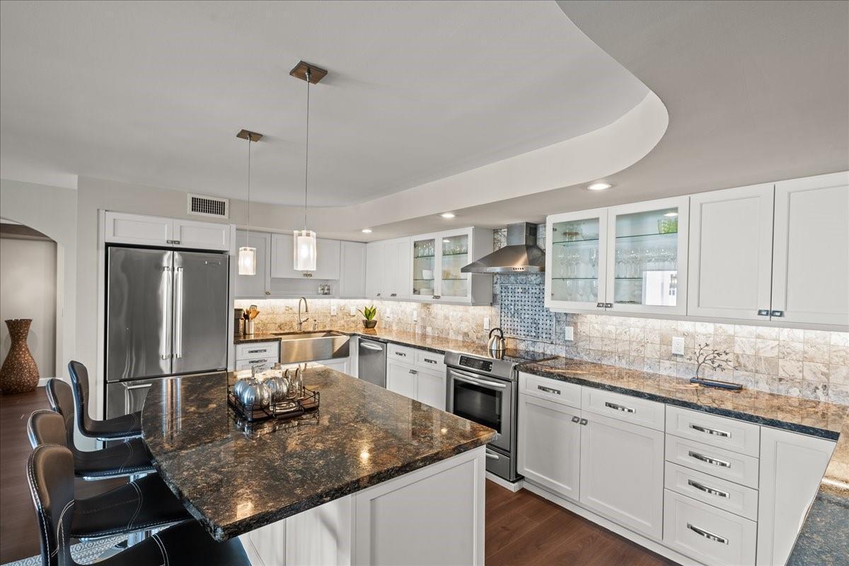1890 S Ocean Drive, Hallandale Beach FL 33009 photo 4