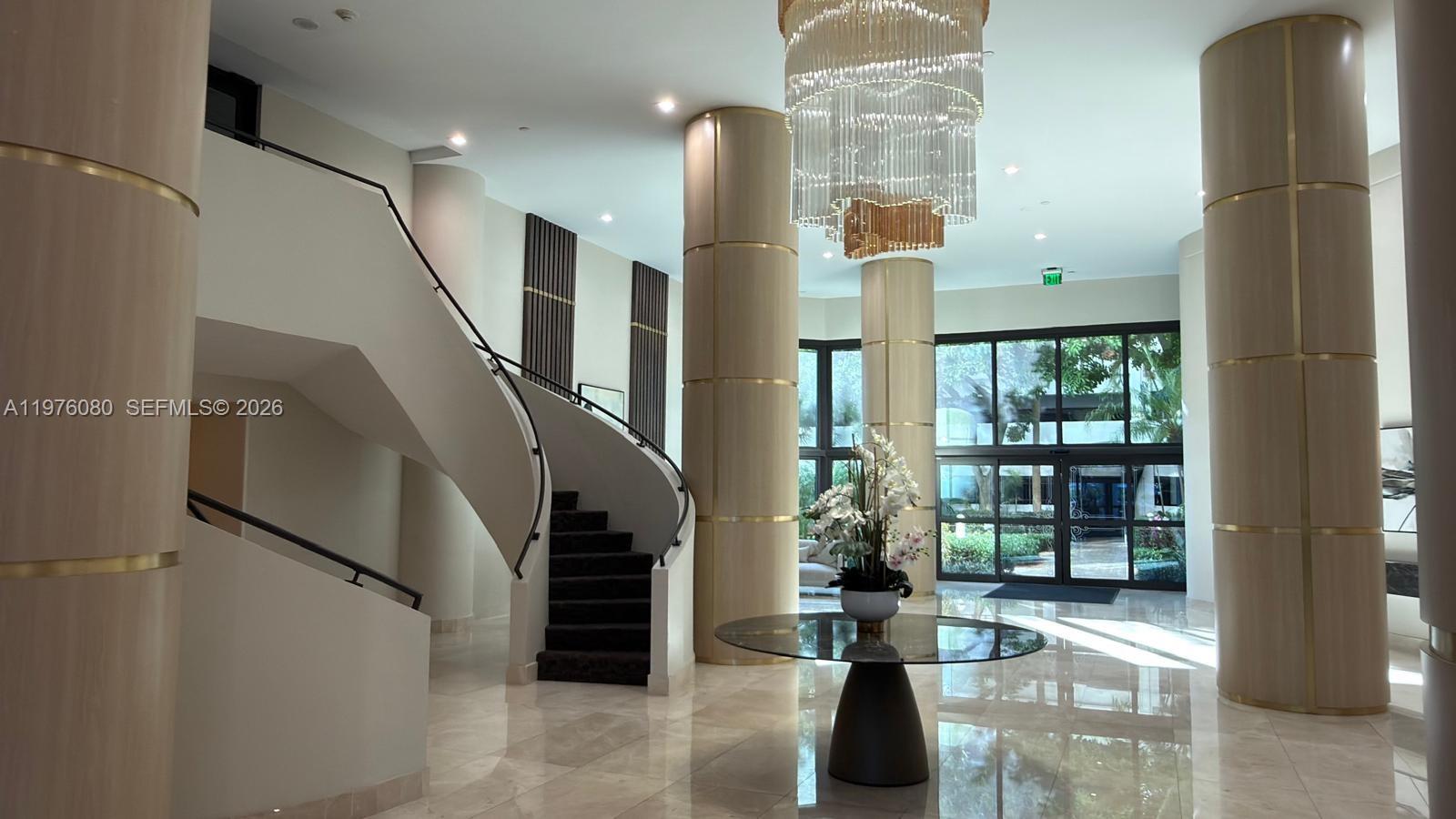 Aventura, FL 33180 photo 2