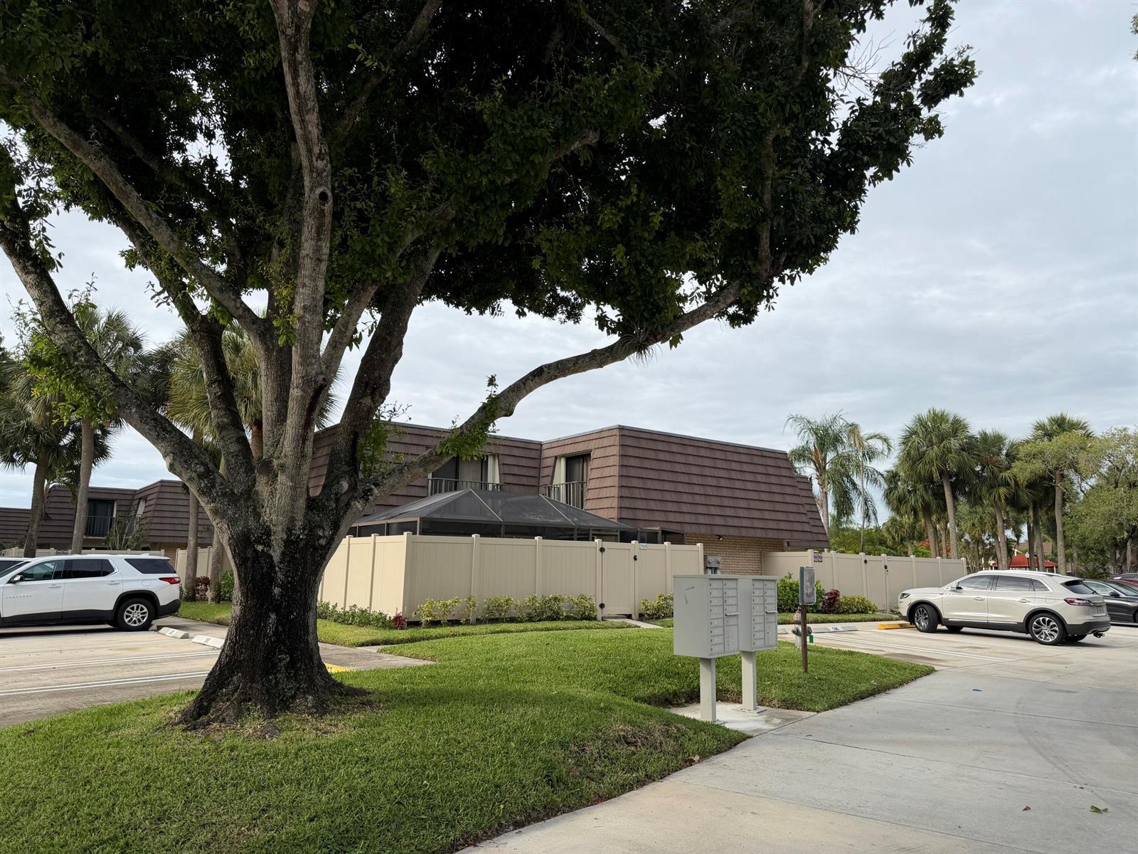 7622 N 76th Way # 200, West Palm Beach FL 33407 photo 4