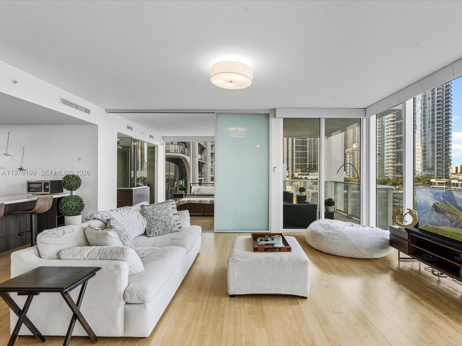 1040 Biscayne Blvd # 1107, Miami FL 33132 photo 5