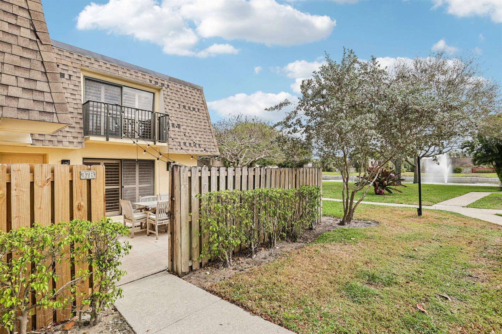2911 SW 22nd Circle # 37b, Delray Beach FL 33445 photo 3