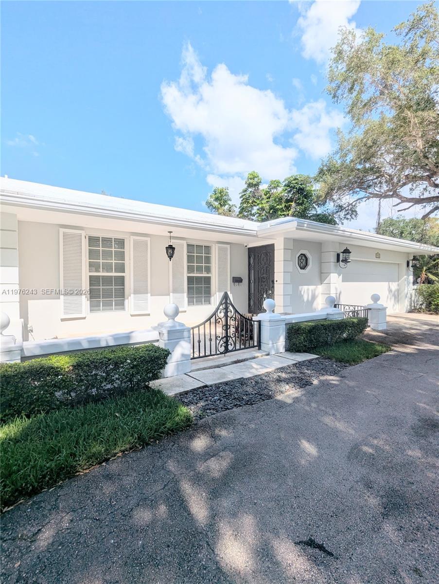 5920 Maynada St # 5920, Coral Gables FL 33146