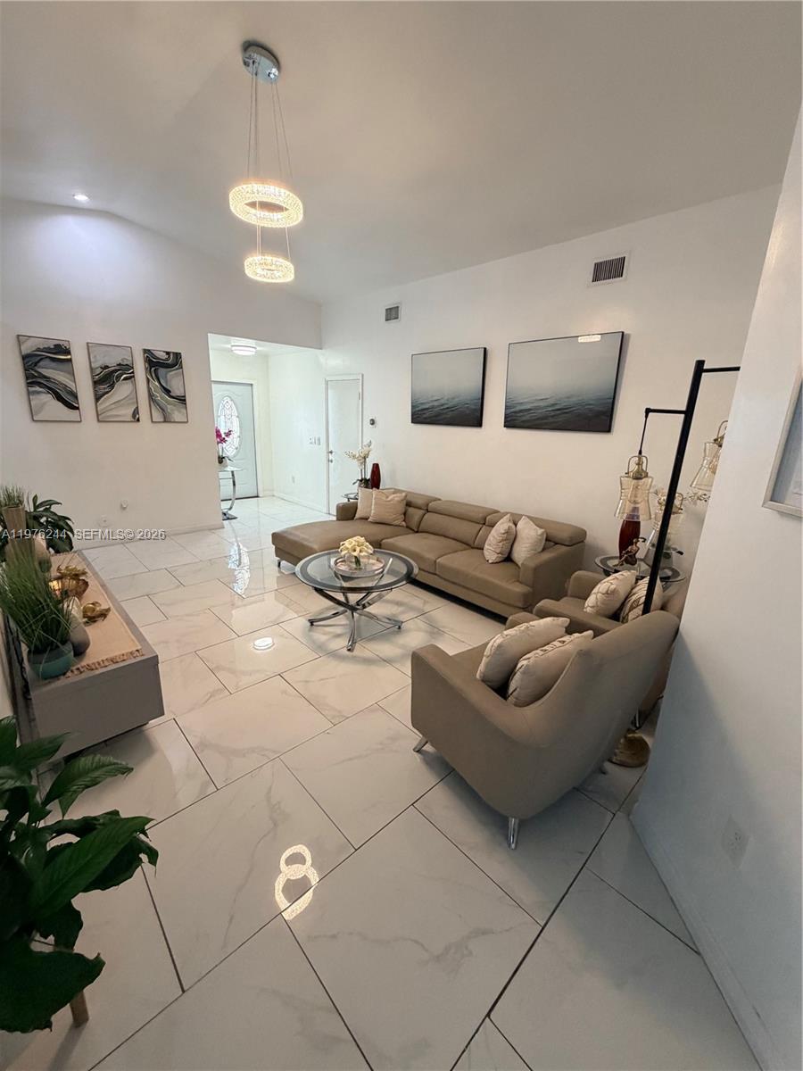 14712 SW 123rd Ave, Miami FL 33186 photo 2