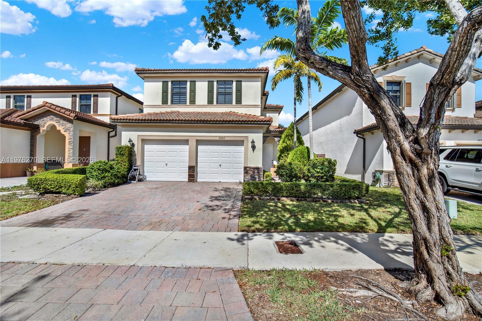 9243 SW 227th Ter, Cutler Bay FL 33190 photo 3