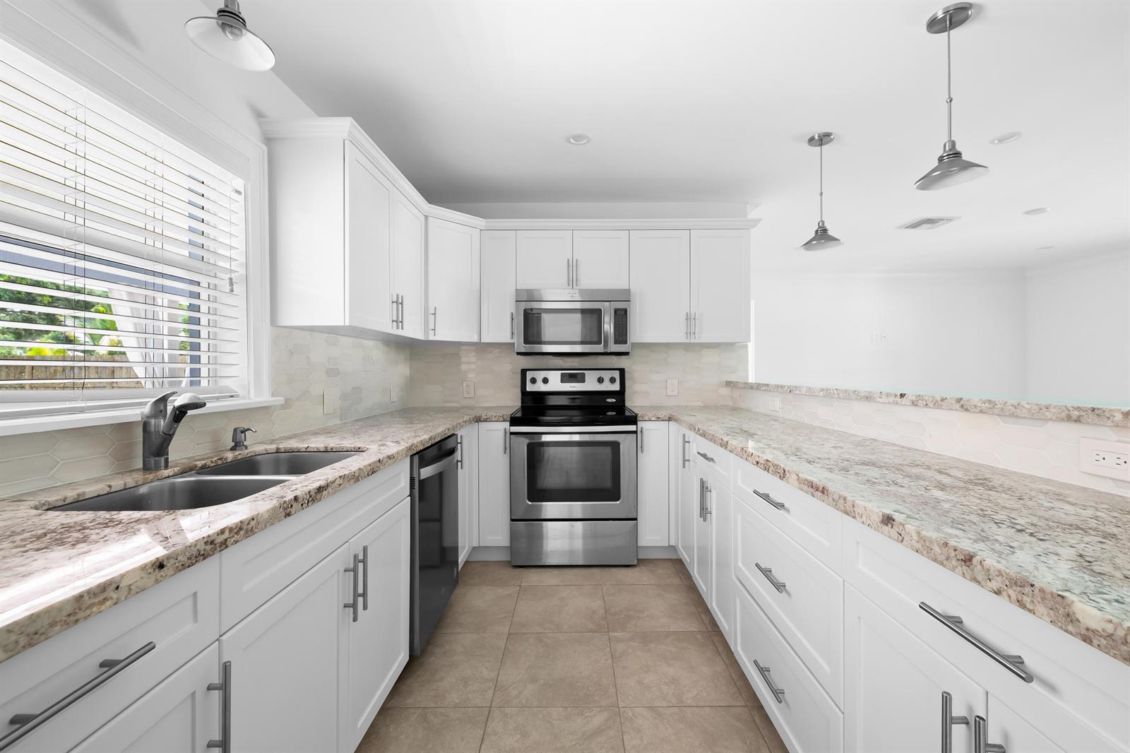 3244 NW 25th Way, Boca Raton FL 33434 photo 5