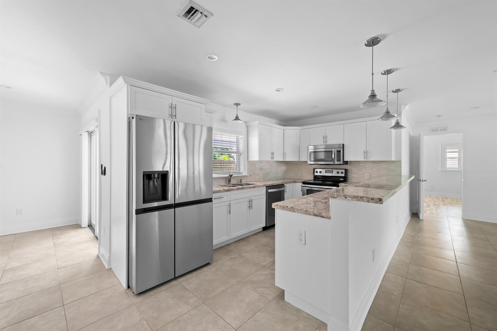 3244 NW 25th Way, Boca Raton FL 33434 photo 4